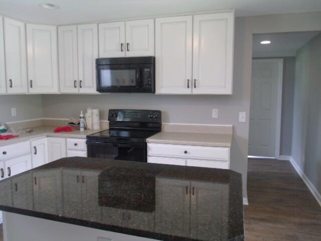 812 Peytona Beach Road Waddy, KY 40076 - Photo 4 of 166 Peytona Beach Waddy ky July 2021 140