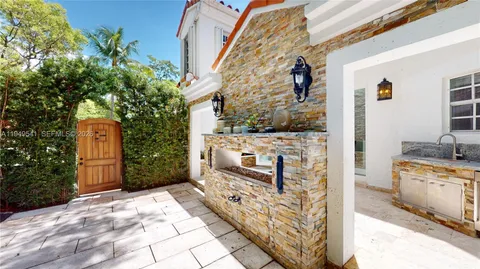 $2,575,000 | 1900 Pizarro Street, Coral Gables, FL 33134