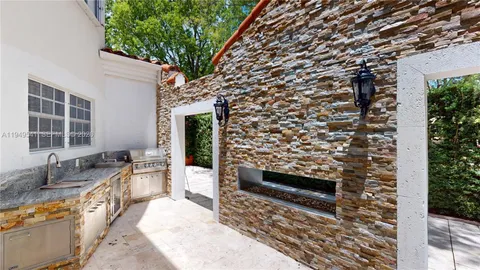 $2,575,000 | 1900 Pizarro Street, Coral Gables, FL 33134