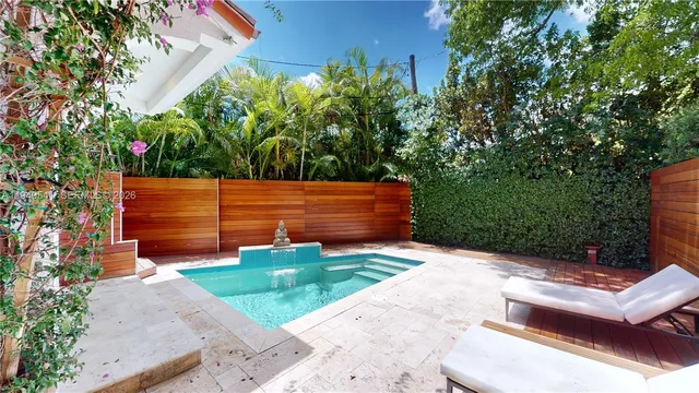 $2,600,000 | 1900 Pizarro Street, Coral Gables, FL 33134