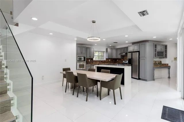 $2,600,000 | 1900 Pizarro Street, Coral Gables, FL 33134