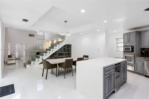 $2,575,000 | 1900 Pizarro Street, Coral Gables, FL 33134