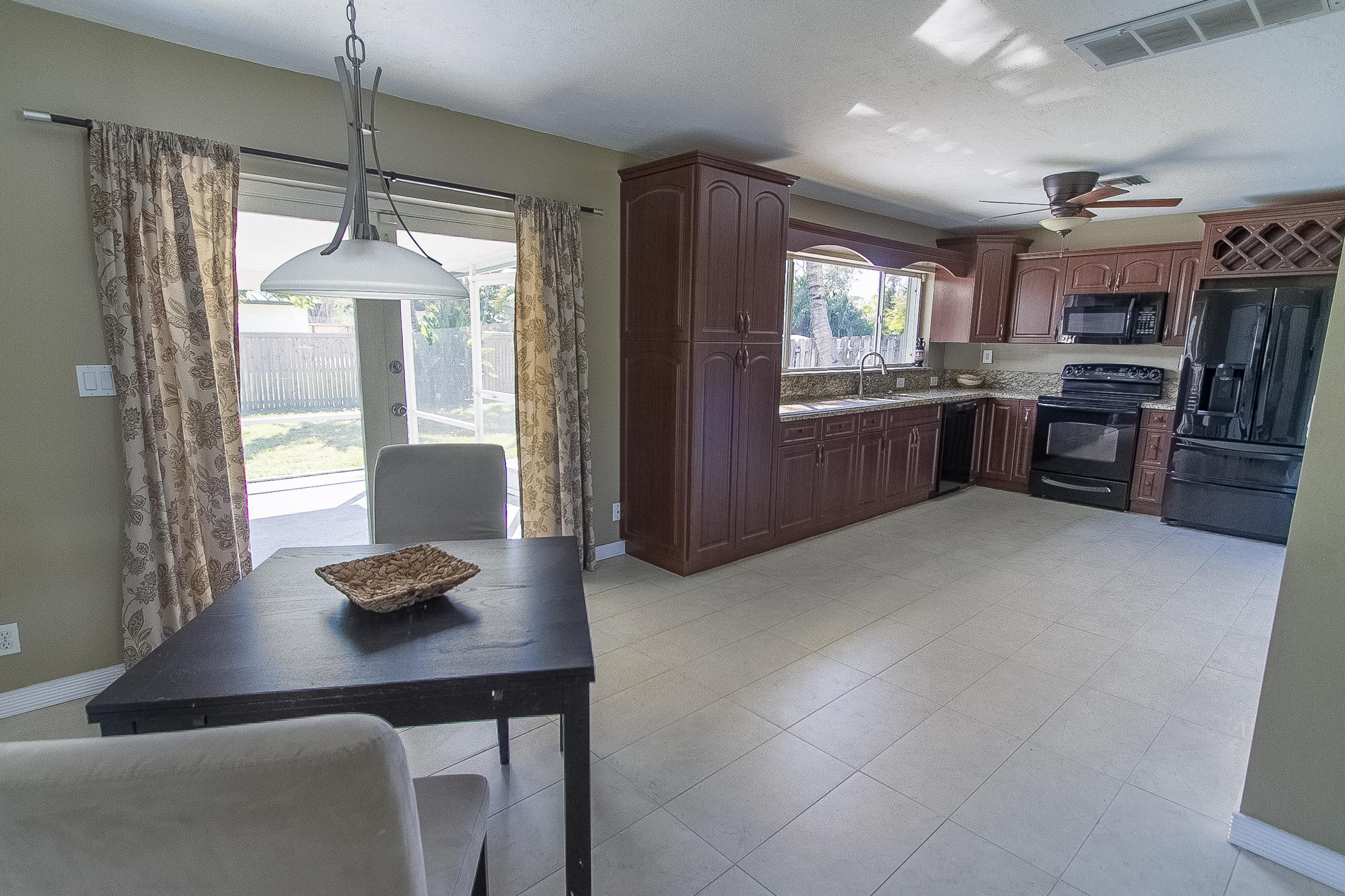 116 Northwest 8th Street Boca Raton, FL 33432 - Photo 6 of 23 Rental--14