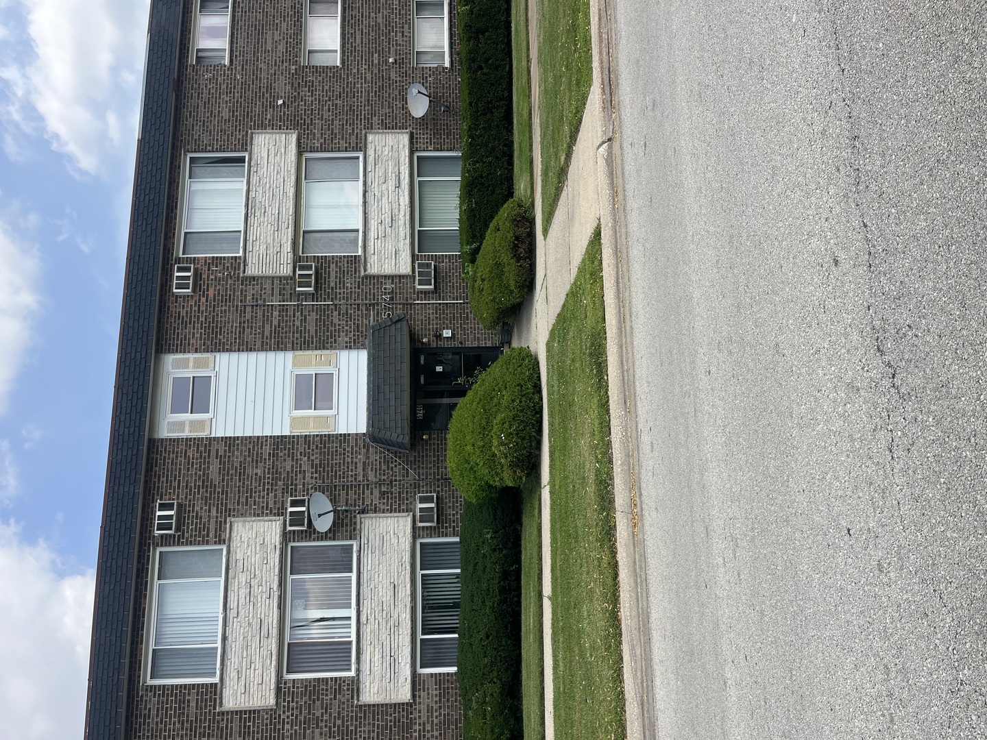 5740 108th Street, Unit 1C Chicago Ridge, IL 60415 - Photo 7 of 7