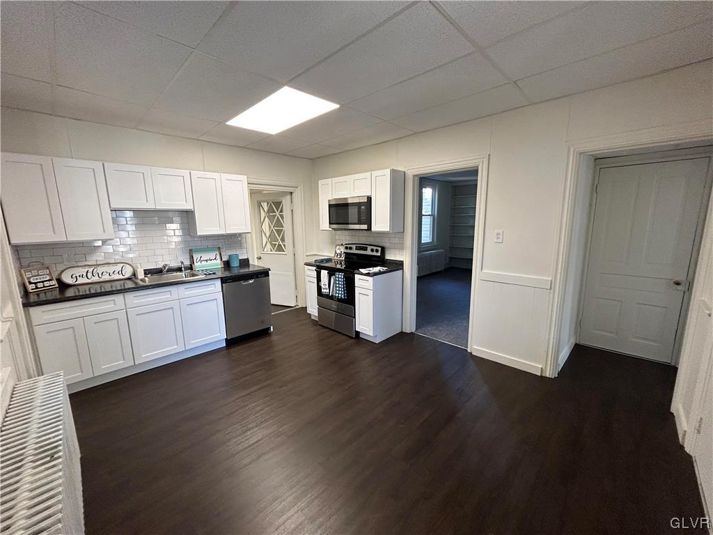 236 2nd Street Slatington, PA 18080 - Photo 3 of 18 Gallery Image 3