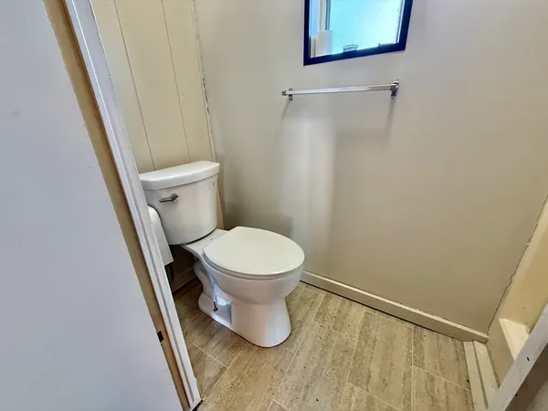 $139,900 | 141 Edbert Street, Chicopee, MA 01020