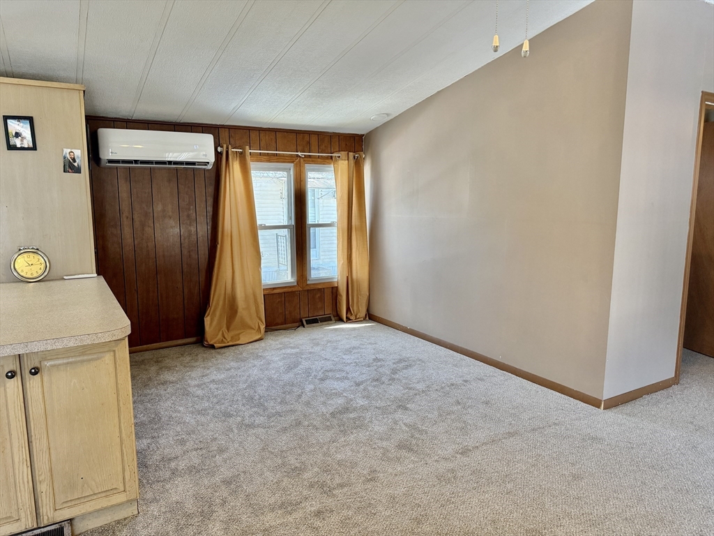 141 Edbert Street Chicopee, MA 01020 - Photo 7 of 18