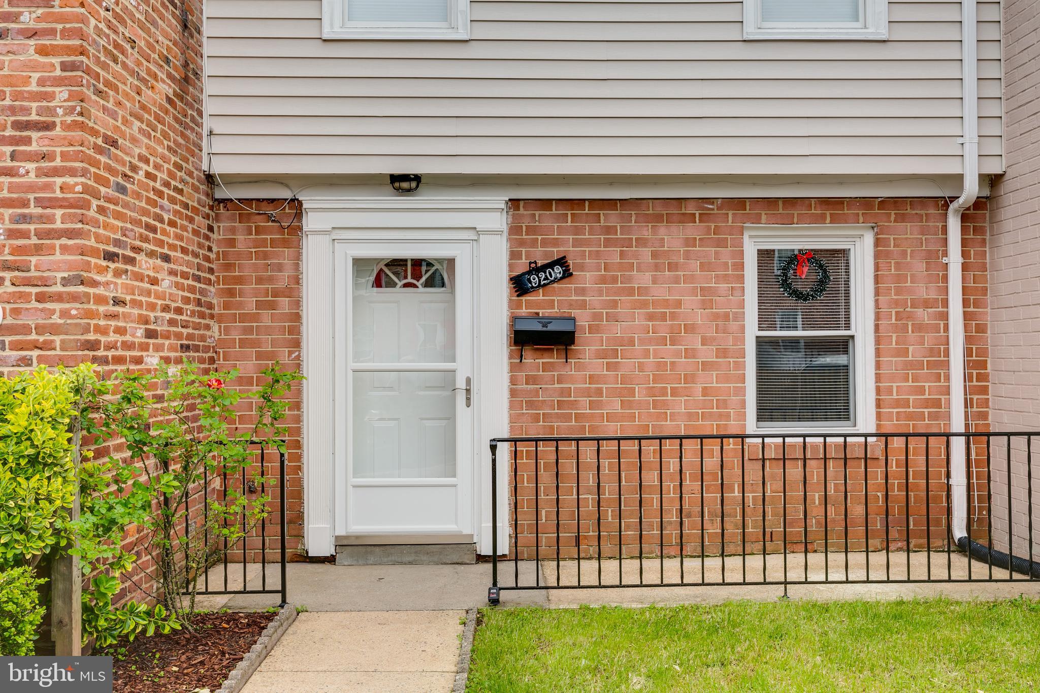 9209 Taney Road Manassas, VA 20110 - Photo 4 of 26 Gallery Image 4