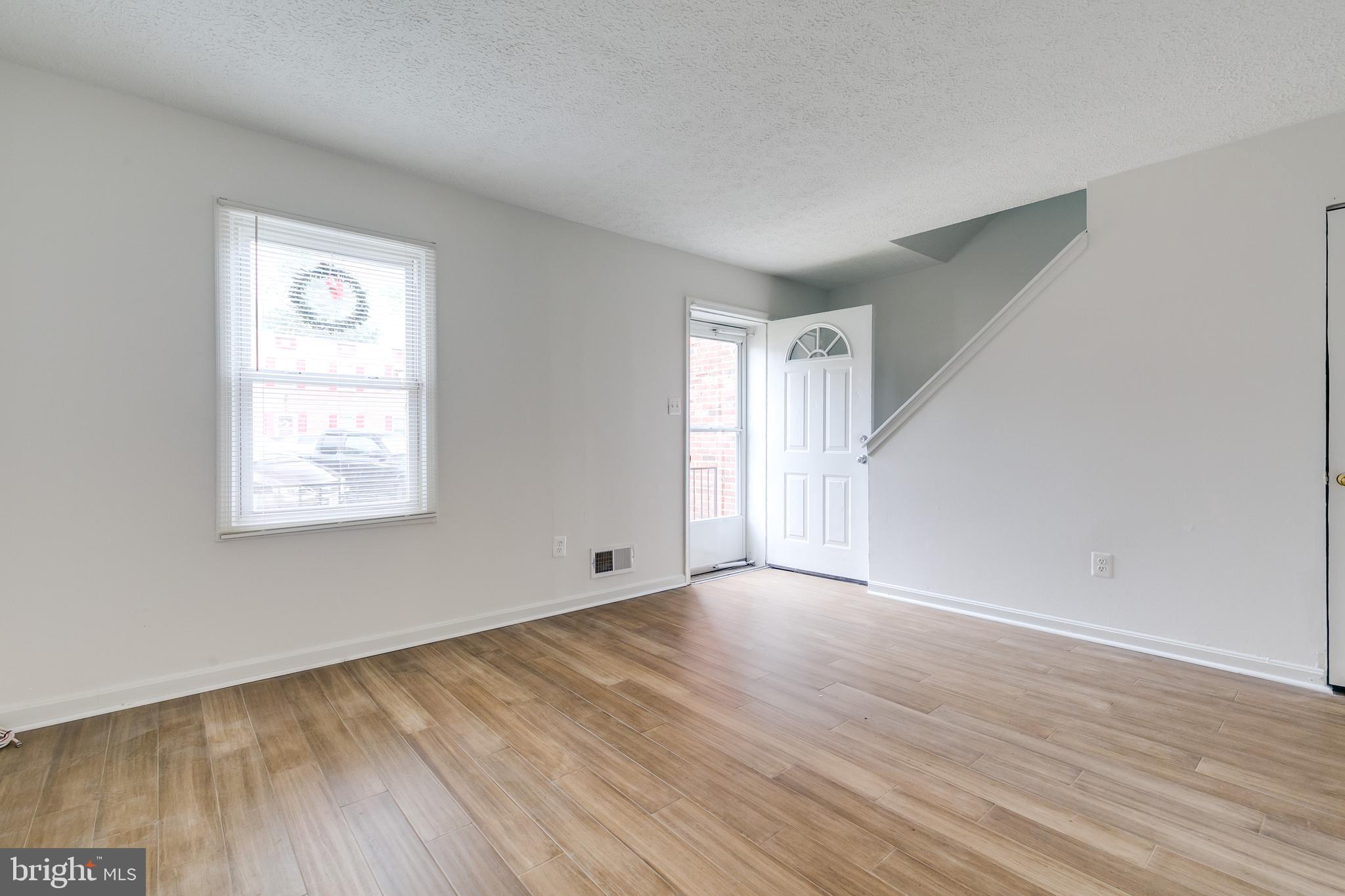 9209 Taney Road Manassas, VA 20110 - Photo 6 of 26 Gallery Image 6