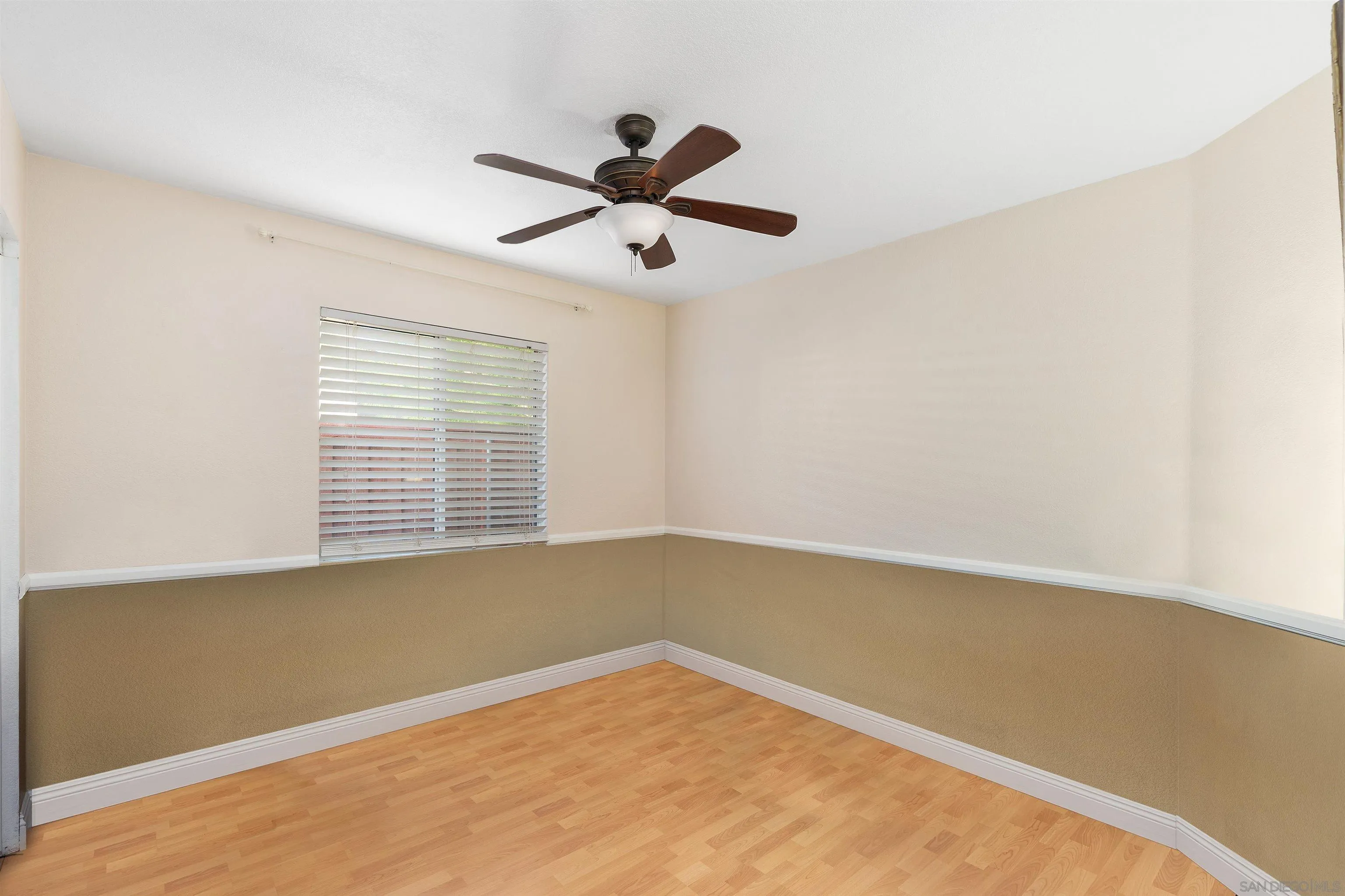 43070 Corte Salamanca Temecula, CA 92592 - Photo 15 of 30 a view of an empty room with a window