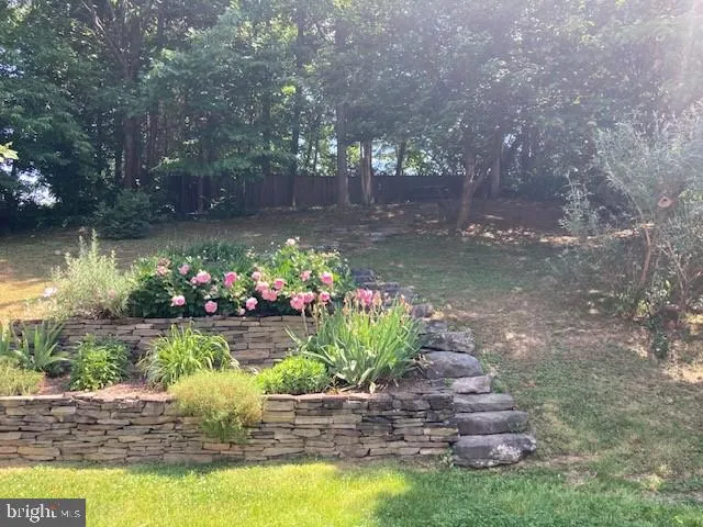 $1,150,000 | 12520 Ridgegate Drive, Herndon, VA 20170