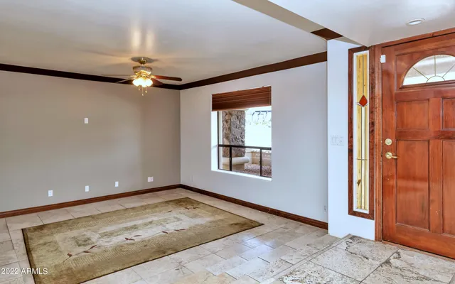 $2,995 | 15620 North 8th Street, Phoenix, AZ 85022