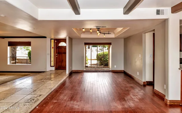 $2,995 | 15620 North 8th Street, Phoenix, AZ 85022