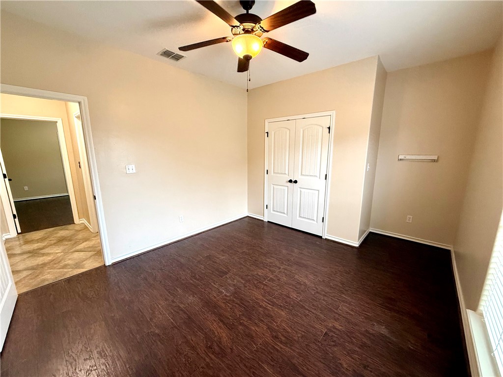 8317 Pocono Circle Corpus Christi, TX 78414 - Photo 13 of 29 Bedroom 3 with small nook