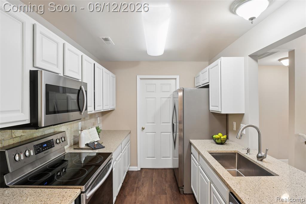 11862 Farmington Road Livonia, MI 48150 - Photo 12 of 29