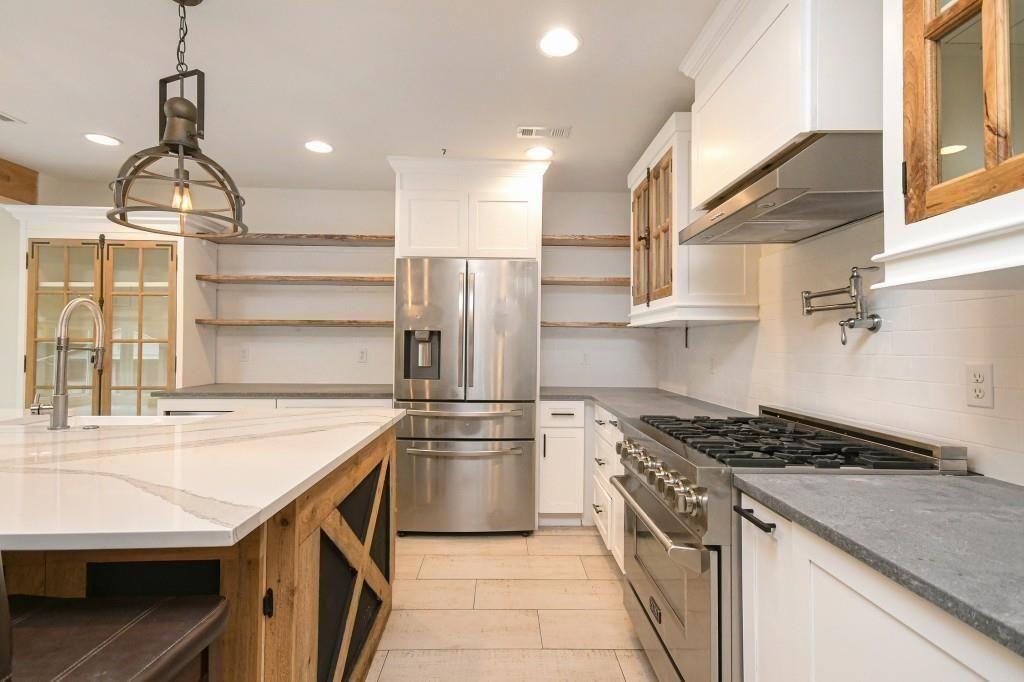 15585 South Thompson Road Alpharetta, GA 30004 - Photo 12 of 49