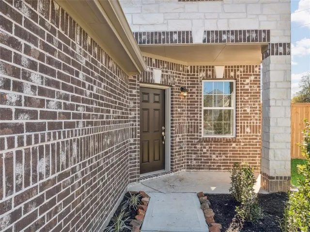 $2,800 | 10630 Shimmer Blf Lane, Humble, TX 77396