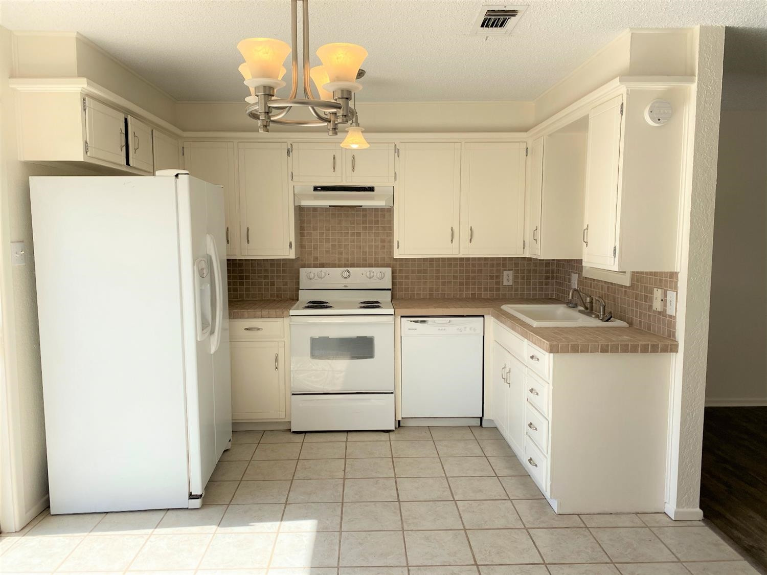 3404 Upland Avenue, Unit 2 Lubbock, TX 79407 - Photo 4 of 13 Photo 4