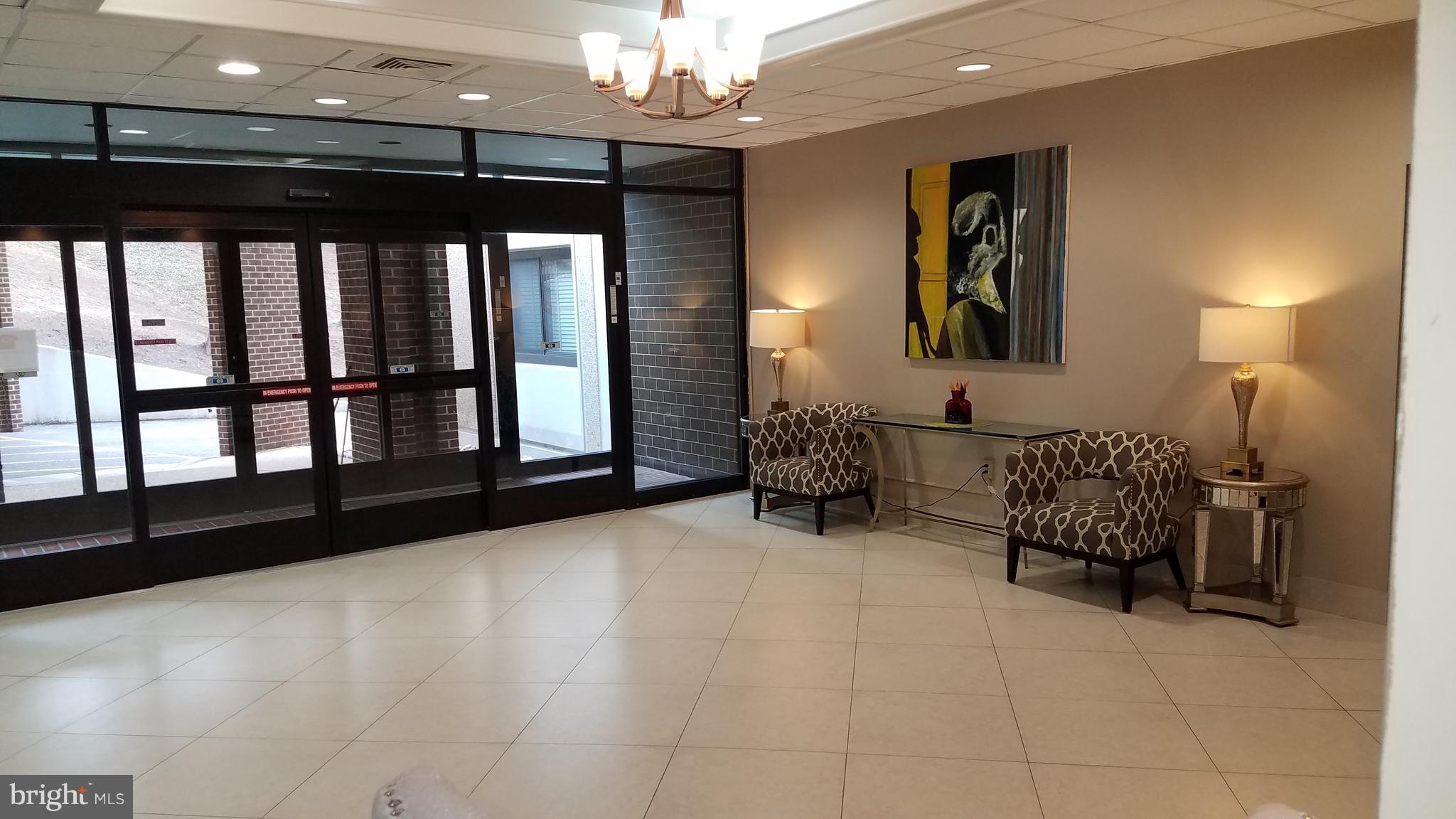 5911 Edsall Road, Unit 212 Alexandria, VA 22304 - Photo 2 of 8 Community