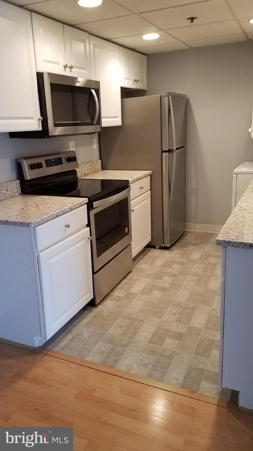 5911 Edsall Road, Unit 212 Alexandria, VA 22304 - Photo 8 of 8 Kitchen