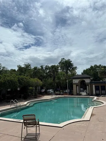 $1,800 | 17110 Carrington Park Drive, Unit 832, Tampa, FL 33647