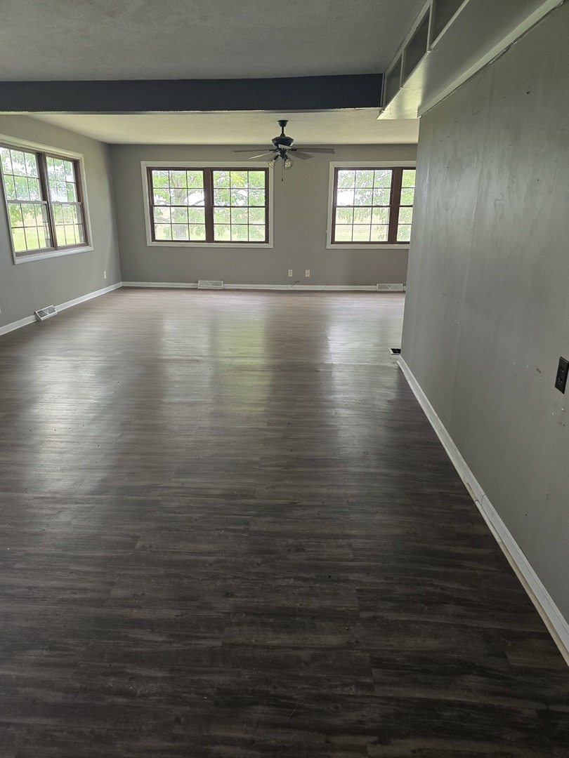 1350 North 2950 East Road Le Roy, IL 61752 - Photo 6 of 13