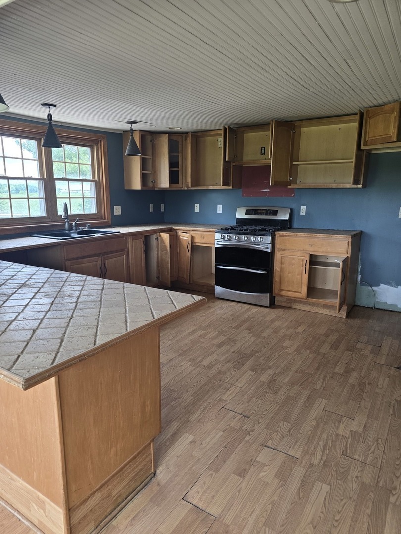 1350 North 2950 East Road Le Roy, IL 61752 - Photo 10 of 13