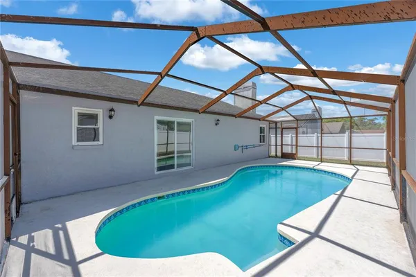 $385,000 | 2805 Tammarron Lane, Brandon, FL 33511