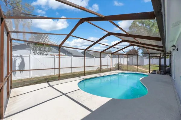 $385,000 | 2805 Tammarron Lane, Brandon, FL 33511