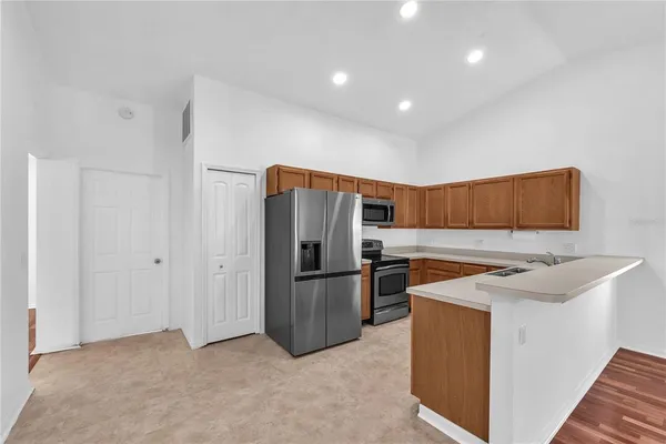 $385,000 | 2805 Tammarron Lane, Brandon, FL 33511
