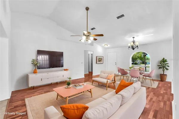 $385,000 | 2805 Tammarron Lane, Brandon, FL 33511
