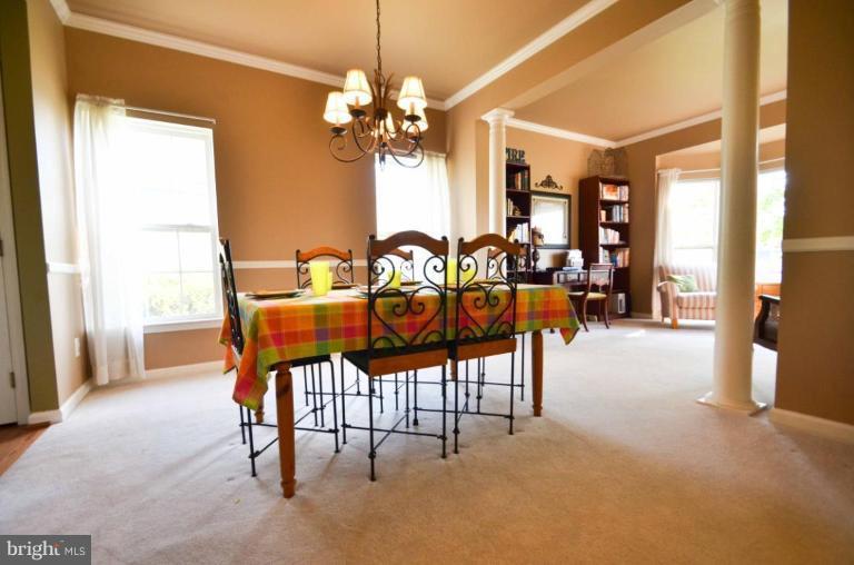 14188 Clubhouse Road Gainesville, VA 20155 - Photo 3 of 30 Dining Room