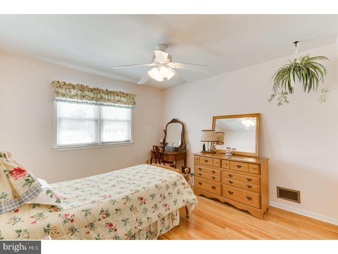 4 Kay Road Hamilton, NJ 08620 - Photo 14 of 25