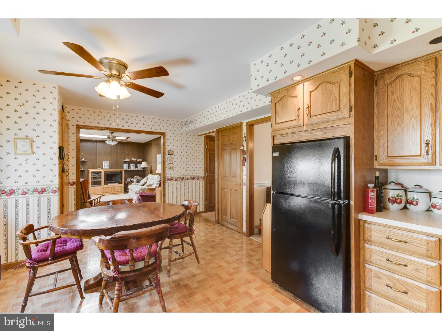 4 Kay Road Hamilton, NJ 08620 - Photo 8 of 25