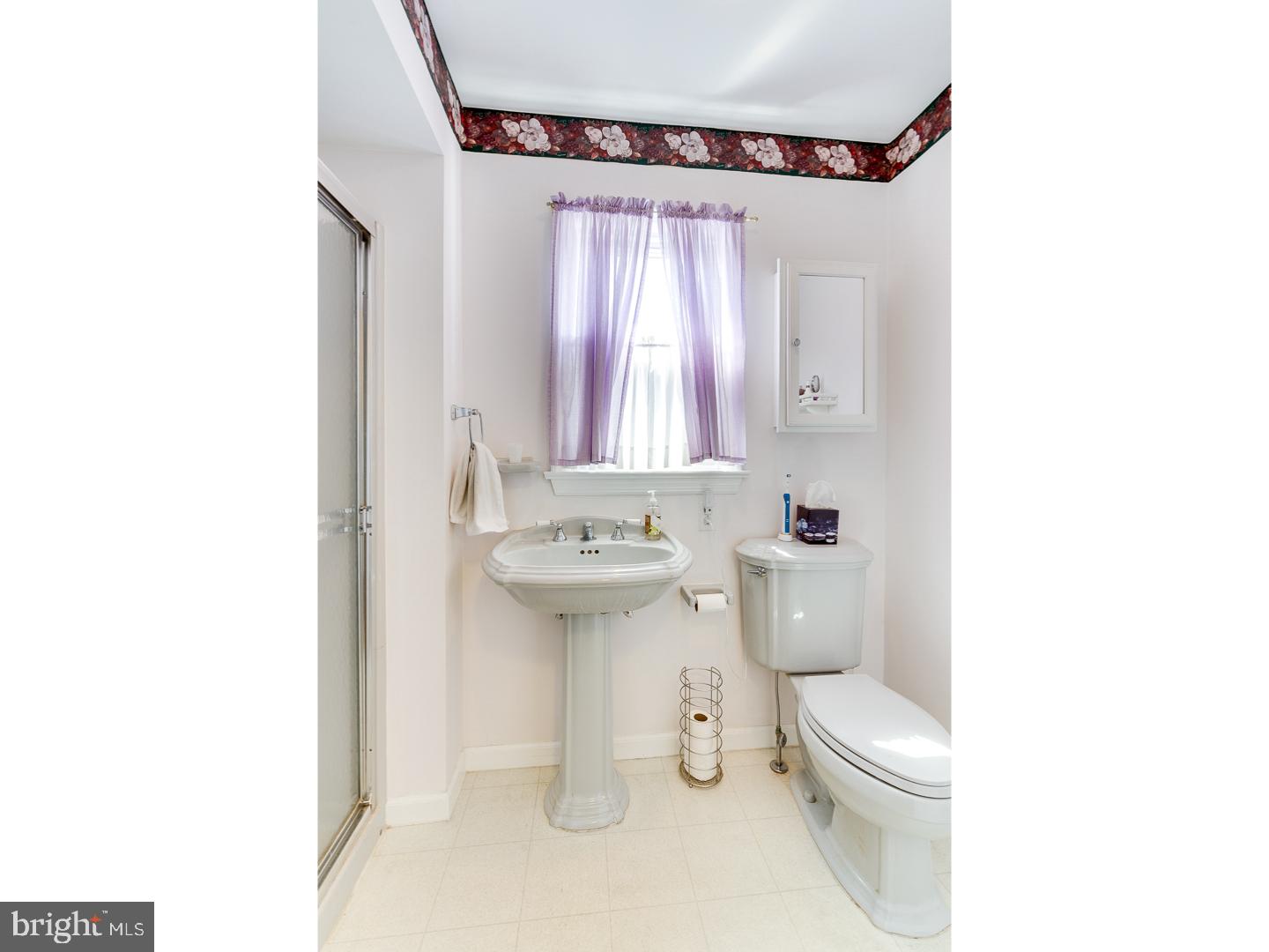4 Kay Road Hamilton, NJ 08620 - Photo 10 of 25