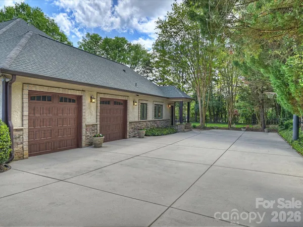 $3,500,000 | 4330 Carmel Valley Road, Charlotte, NC 28226
