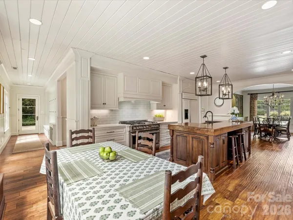 $3,500,000 | 4330 Carmel Valley Road, Charlotte, NC 28226