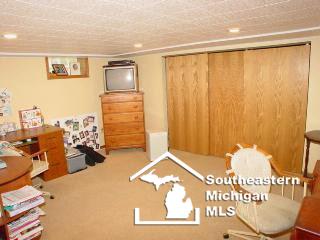 3275 Blue Bush Road Monroe, MI 48162 - Photo 19 of 27 766968-18.JPG