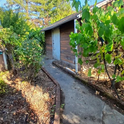 $399,000 | 548 Milani Drive, Ukiah, CA 95482