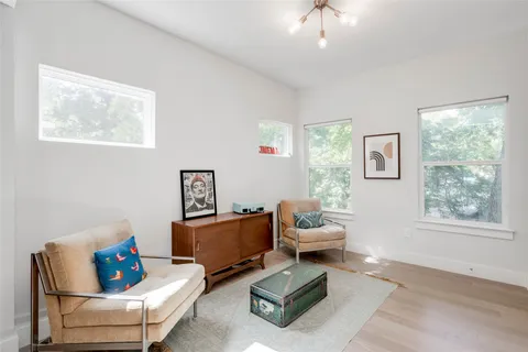$535,000 | 2003 Rountree Drive, Unit 1, Austin, TX 78722
