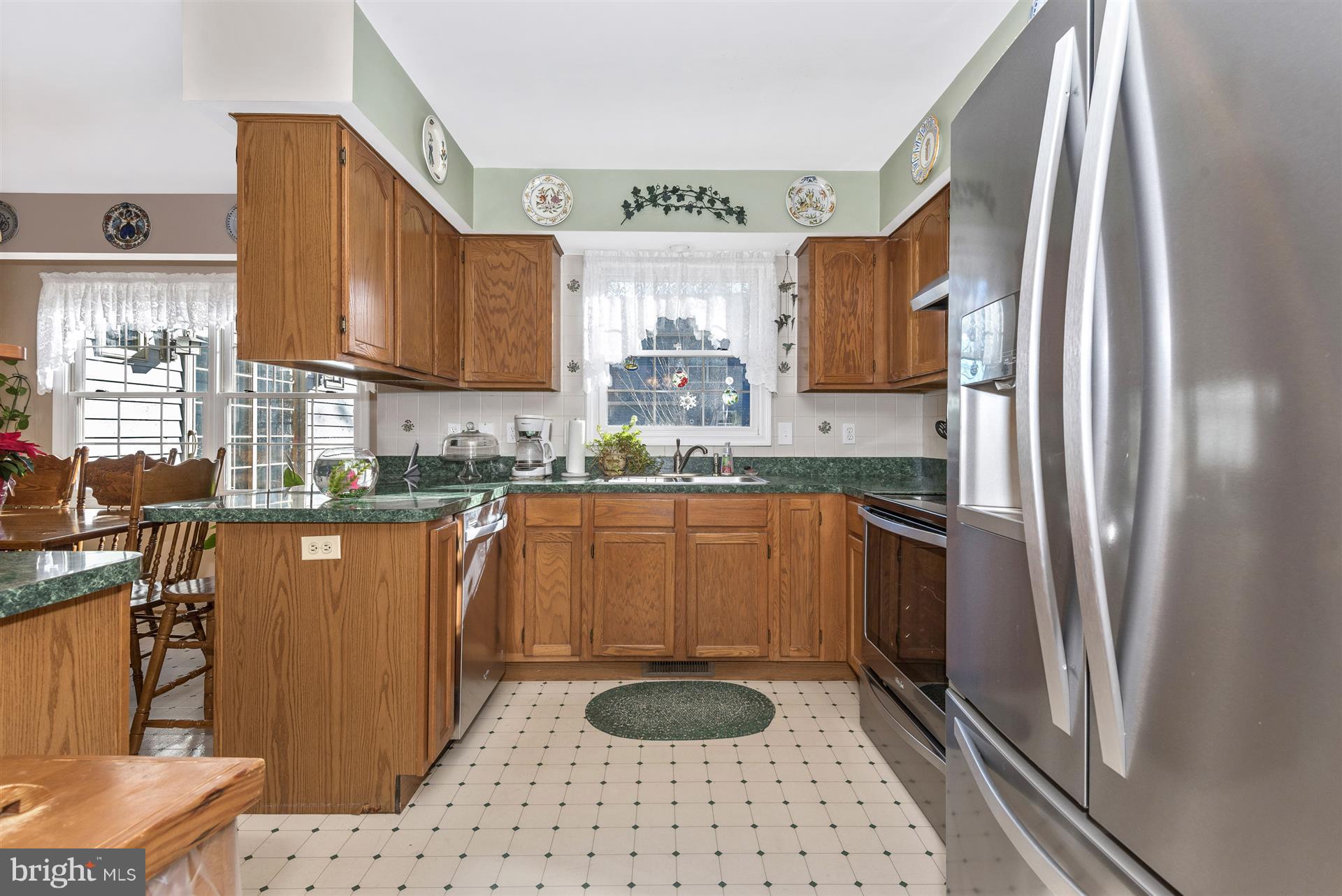6733 Oakridge Road New Market, MD 21774 - Photo 17 of 30 New stainless steel appliances