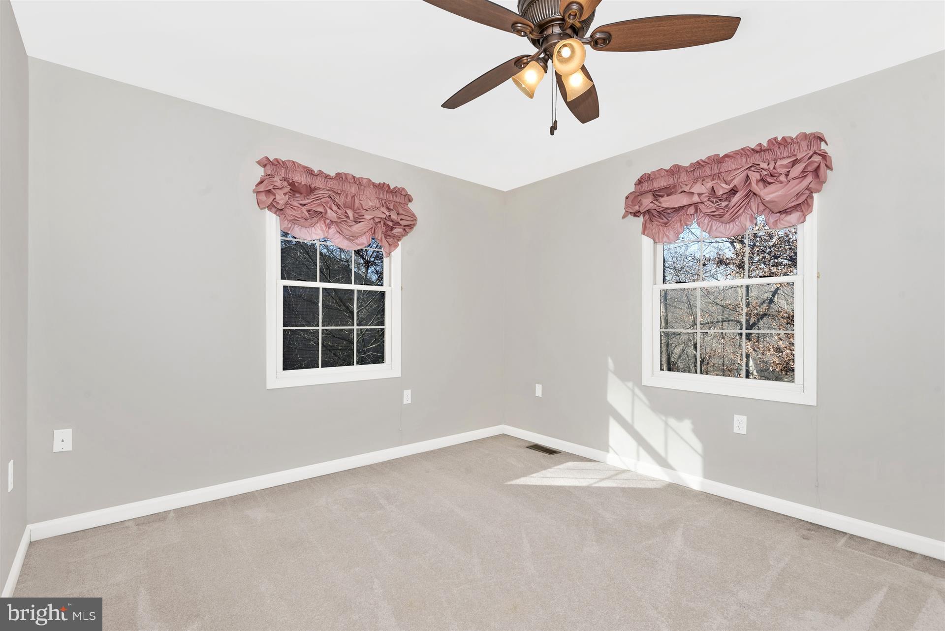 6733 Oakridge Road New Market, MD 21774 - Photo 20 of 30 Spacious bedroom