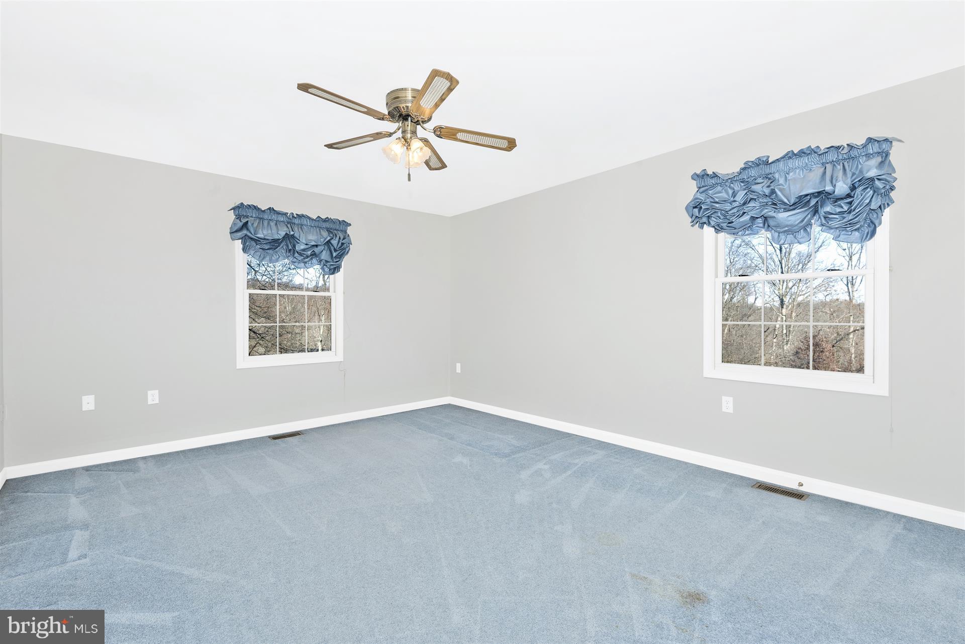 6733 Oakridge Road New Market, MD 21774 - Photo 21 of 30 Spacious bedroom