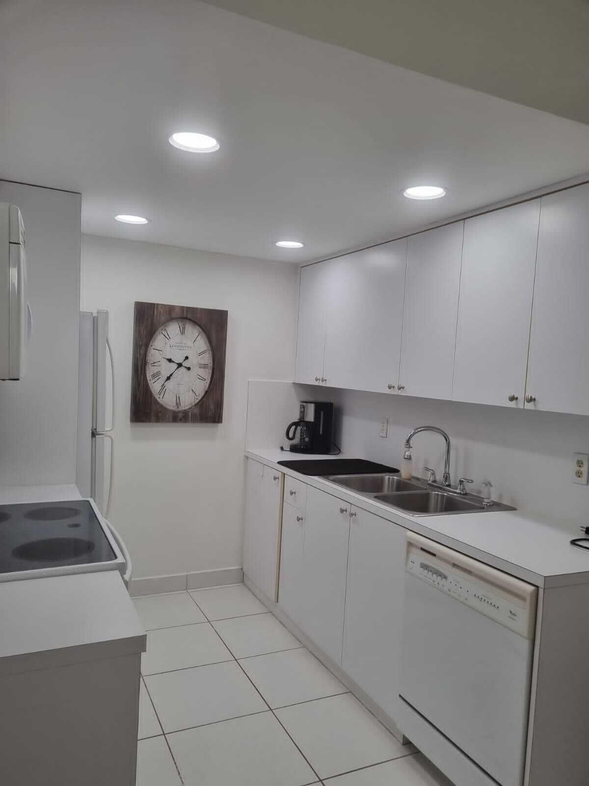 4014 Cornwall East Boca Raton, FL 33434 - Photo 12 of 73 2bf510fe-a9d6-4d9c-9eb2-798b80eee236