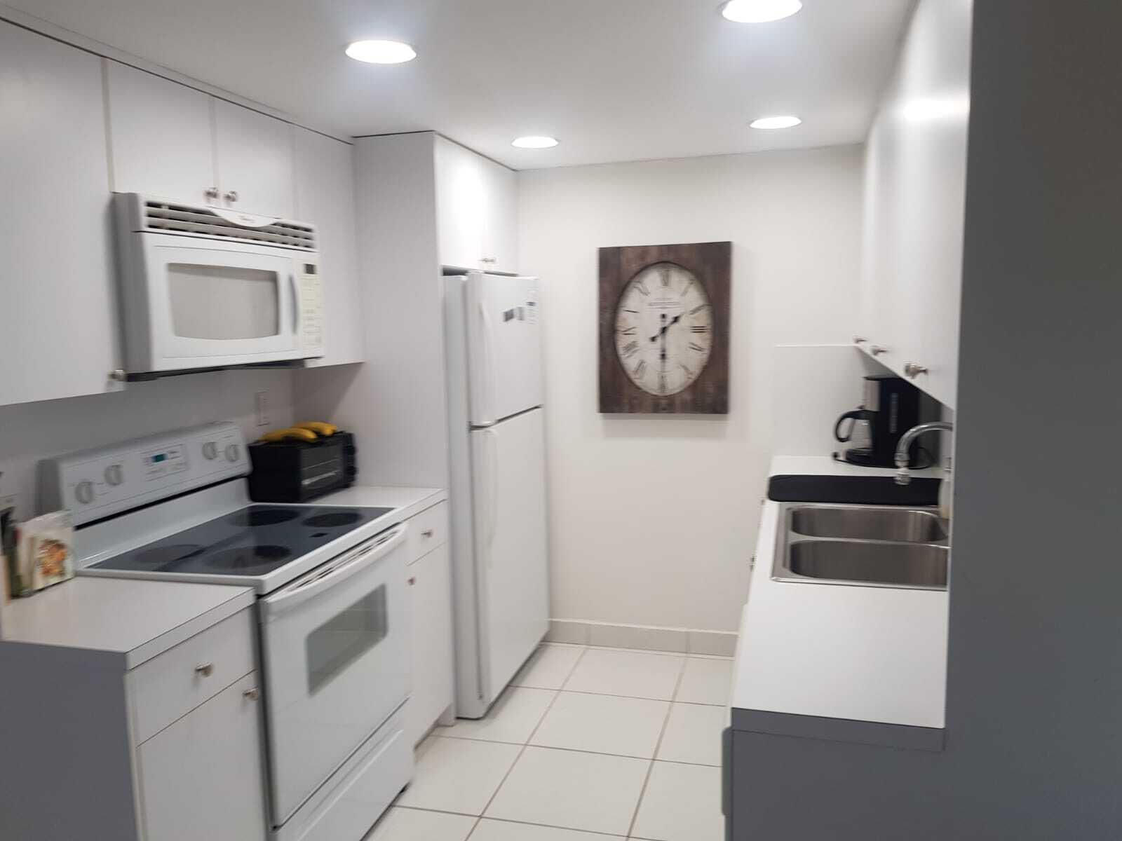 4014 Cornwall East Boca Raton, FL 33434 - Photo 13 of 73 da8c3ade-cb22-44bc-8a56-63e86a5a459b