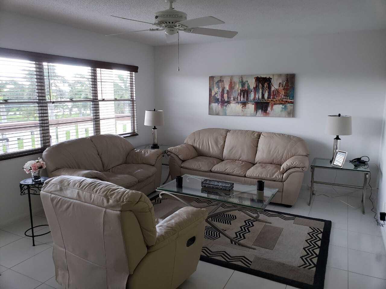 4014 Cornwall East Boca Raton, FL 33434 - Photo 3 of 73 abf4c7e9-73aa-4f86-b885-86e7bbbdd9c5