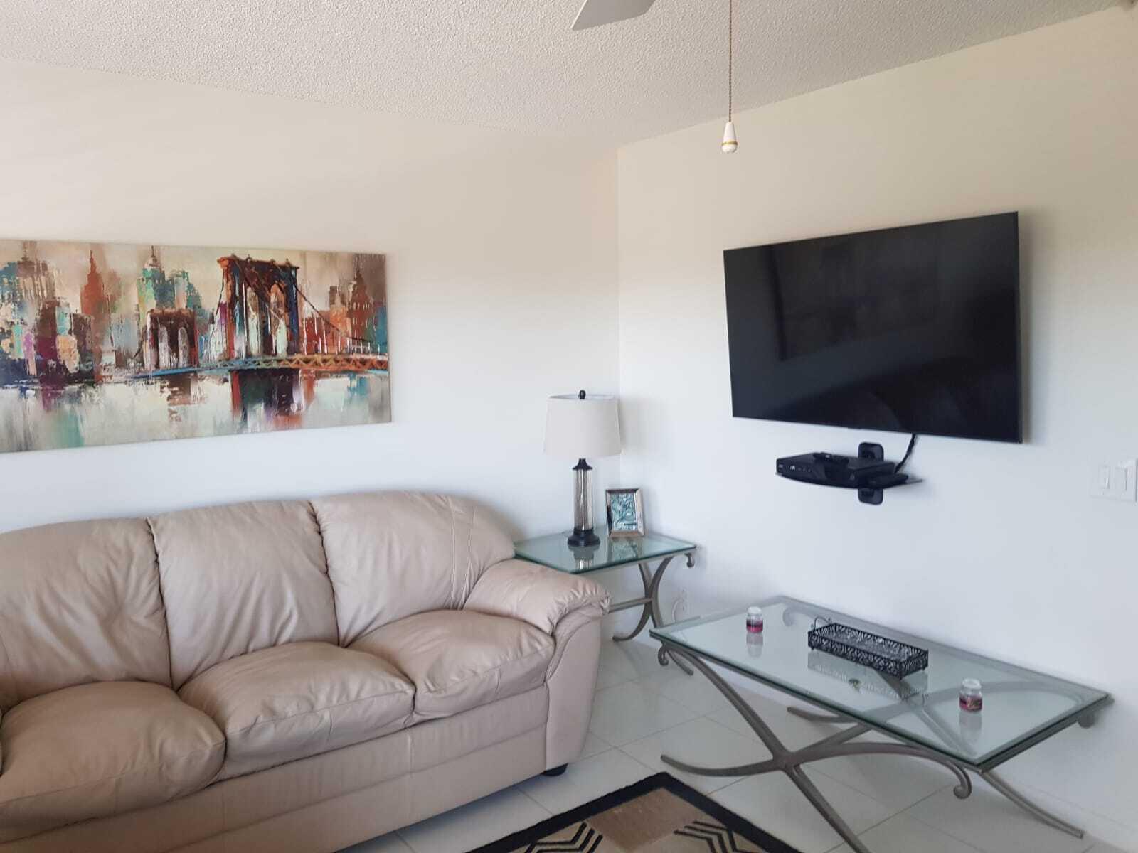 4014 Cornwall East Boca Raton, FL 33434 - Photo 4 of 73 1e3660d2-e94f-43c7-9ac9-f7f7ff6c8b66