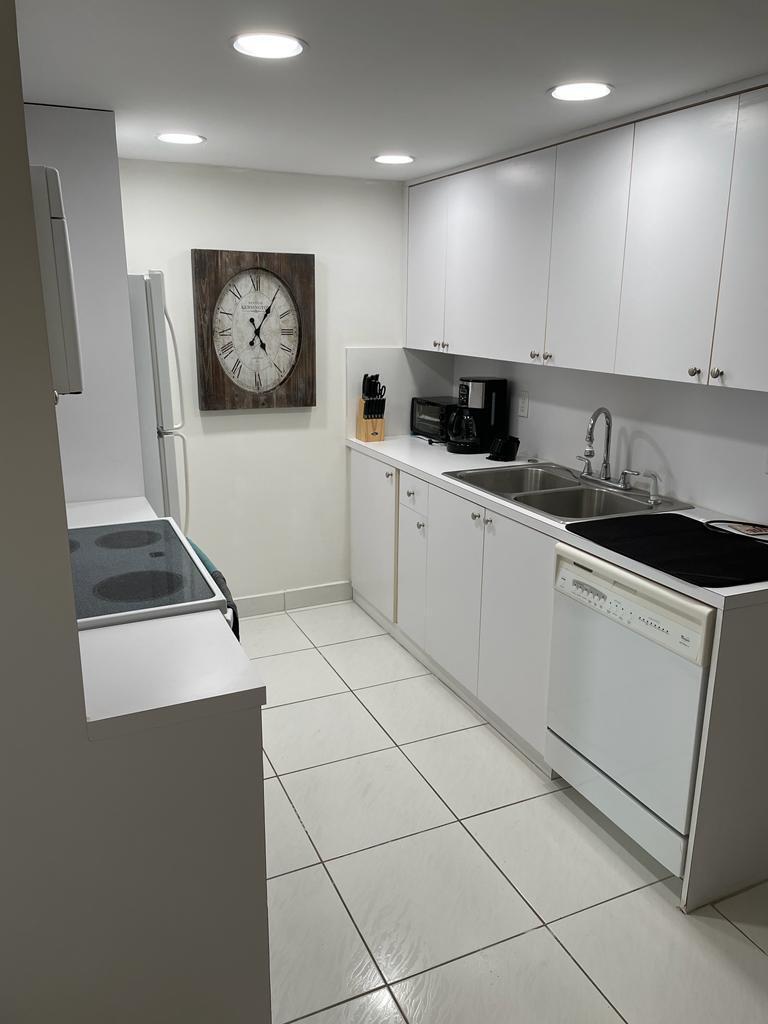 4014 Cornwall East Boca Raton, FL 33434 - Photo 10 of 73 3311666f-2dfa-45bf-906a-c62924e486fb