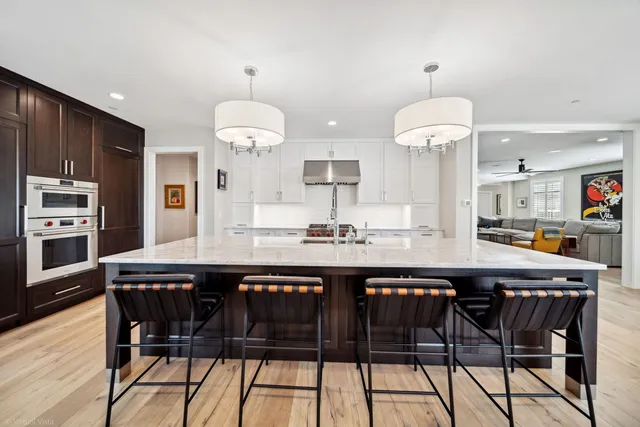 $1,875,000 | 110 South Washington Street, Unit 400, Naperville, IL 60540