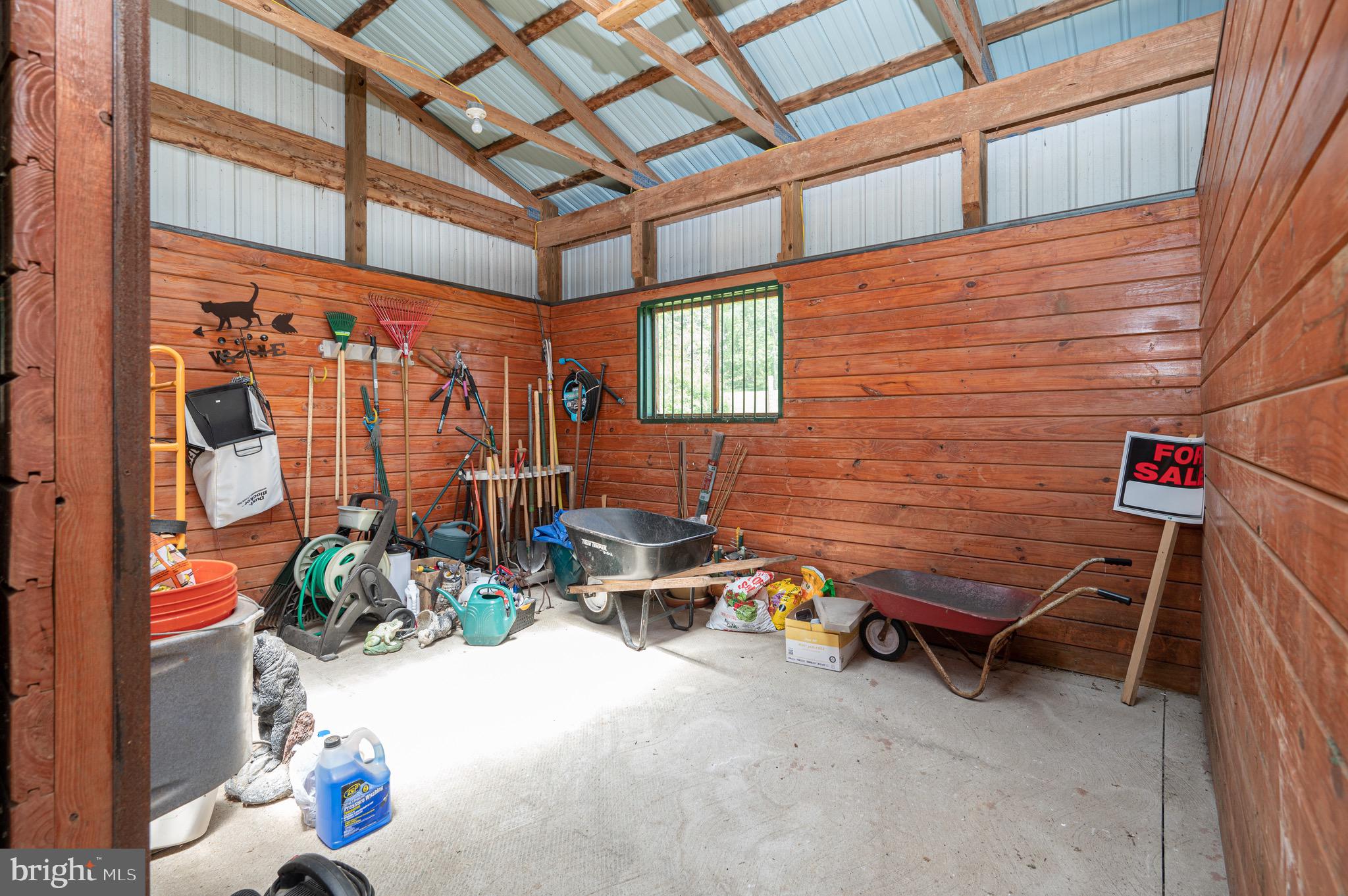 810 Delong Road Alburtis, PA 18011 - Photo 65 of 74 Feed Storage